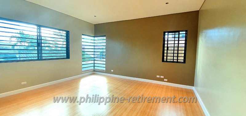 Duplex house for sale at BF Homes Las Pinas City